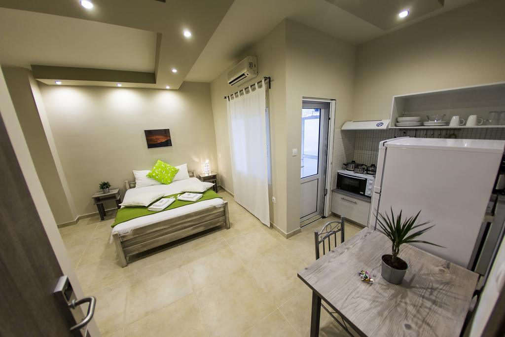 Zonita Guest House Nea Plagia Bagian luar foto